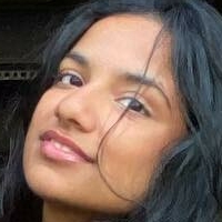 Abby Govindan Desnuda