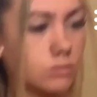 Abi Greasley Desnuda