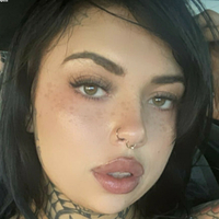 alexisdeveaux Desnuda