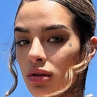 Ambar Luna Desnuda