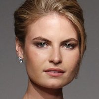 Anna Maier Desnuda