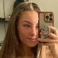 Anya Matusevich Desnuda