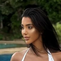 Chloe Khan Desnuda