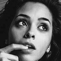 David E. Martindale Desnuda