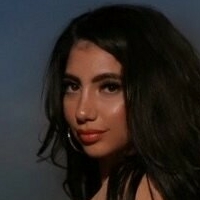 Deyana Mounira Desnuda
