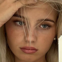 Elena Zoe Desnuda