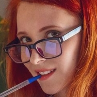 Elin Flame Desnuda