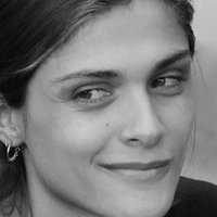 Elisa Sednaoui Desnuda