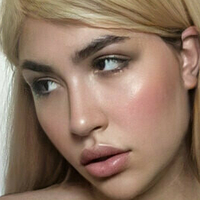 Evelyn Felix Desnuda