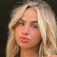 Hanna Cavinder Desnuda