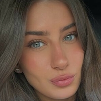 Hanna Champine Desnuda