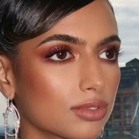 Ishana Night Shyamalan Desnuda