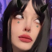 ishtardomina Desnuda