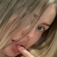 Kamilla Soles Desnuda