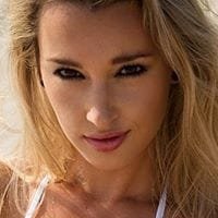 Karolina Witkowska Desnuda