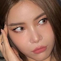 Kim Yong-sun Desnuda