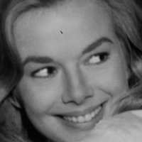 Leslie Parrish Desnuda