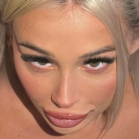 liagigi Desnuda