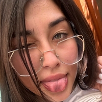 Lovely Maggie Desnuda