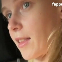 Luna Luna_elf Desnuda