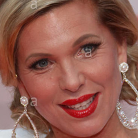 Maja Synke von Hohenzollern Desnuda