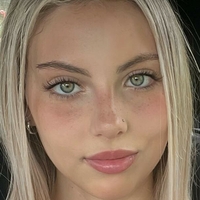Mia Smith Desnuda