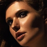 Miroslava Ladovir Desnuda