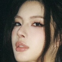 naiqiu000 Desnuda