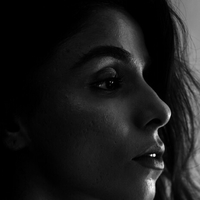 niktamshra Desnuda
