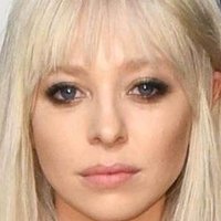 Portia Doubleday Desnuda