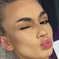 SereneSophie Desnuda