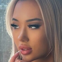 Victoria Mezei Desnuda